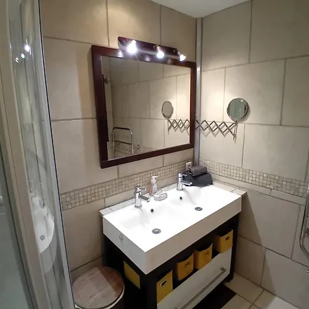 Palais Sur - Apercu Pour Ce Superbe - Pepite Апартаменты